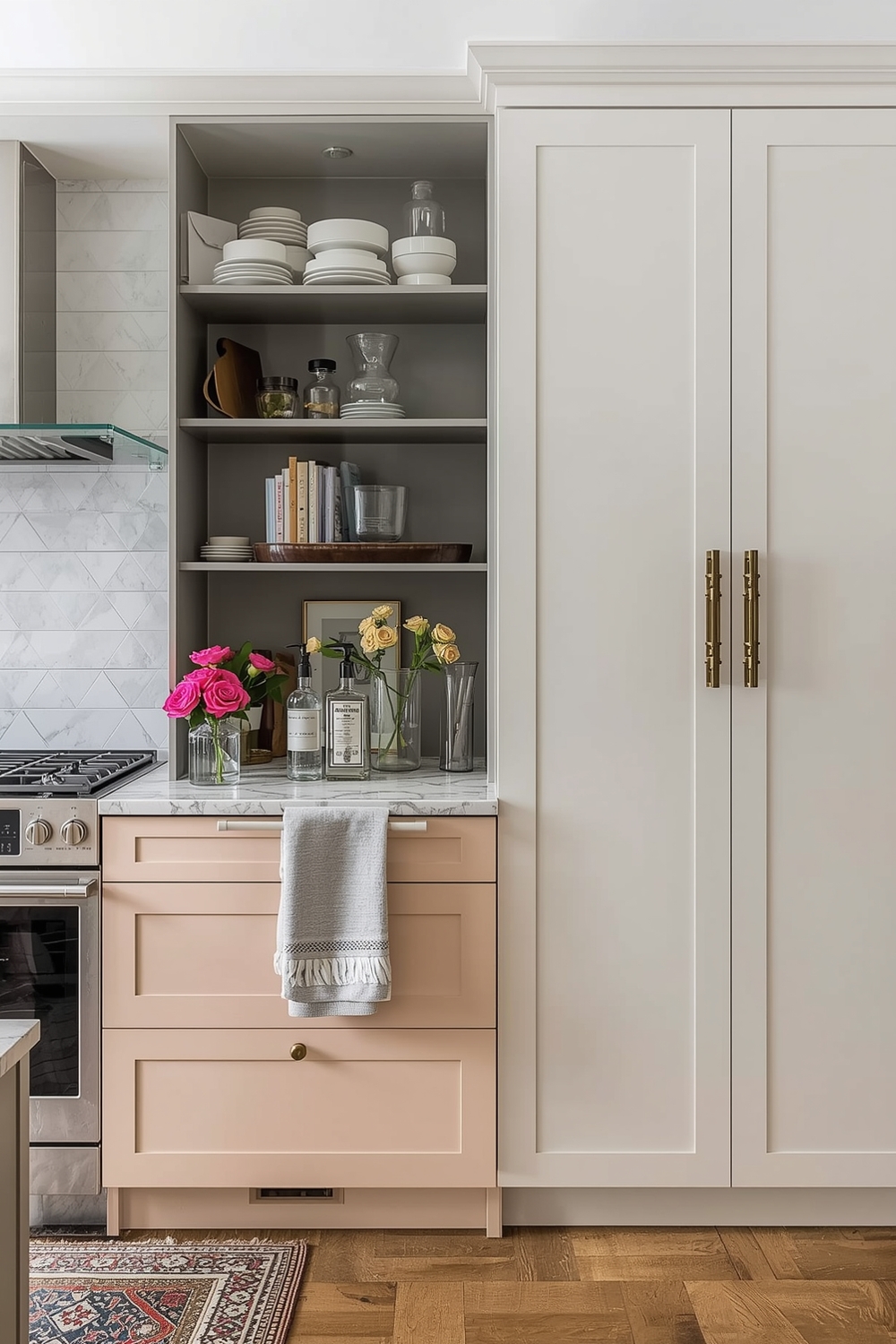 Two-toned Cabinets with Stylish Decor